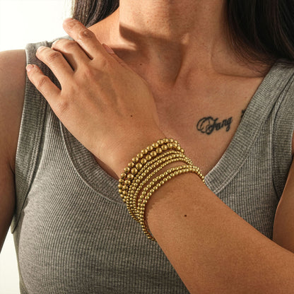 Oro Pulsera clásico con encanto atemporal