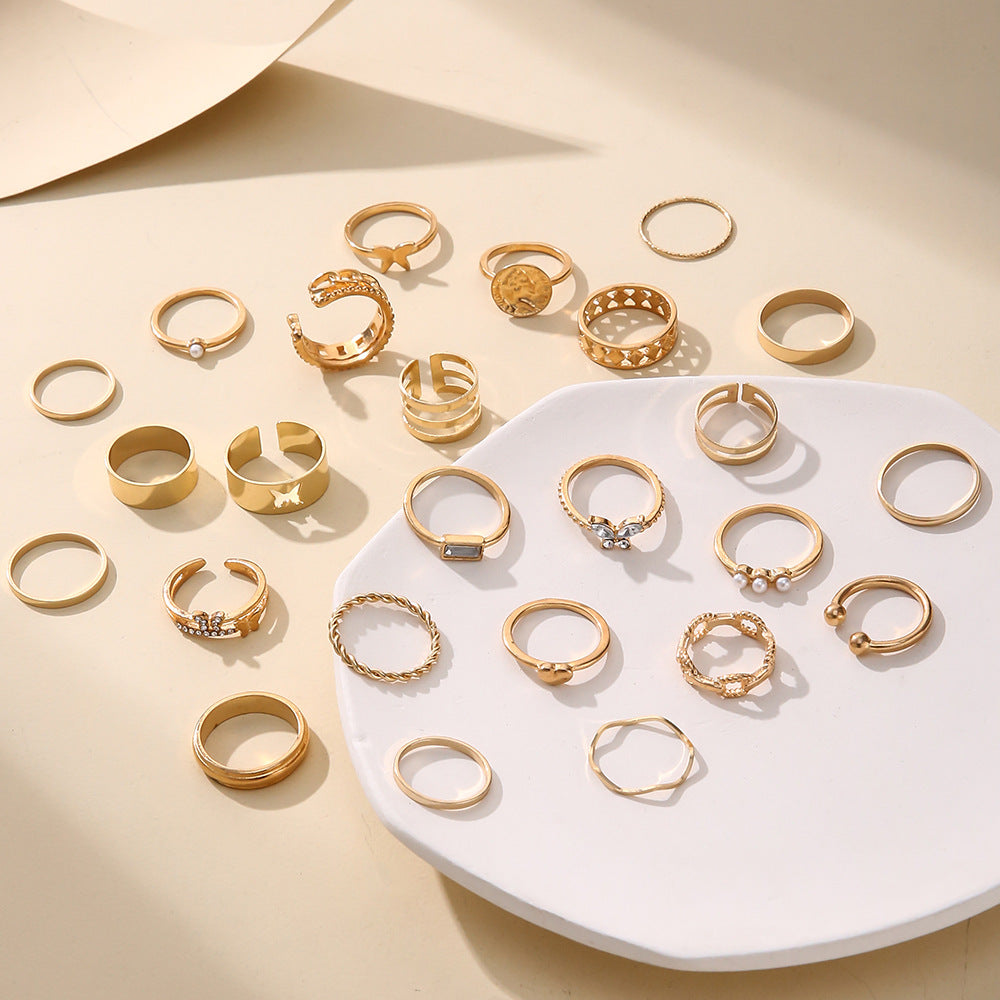 Perla Anillo clásico con encanto atemporal