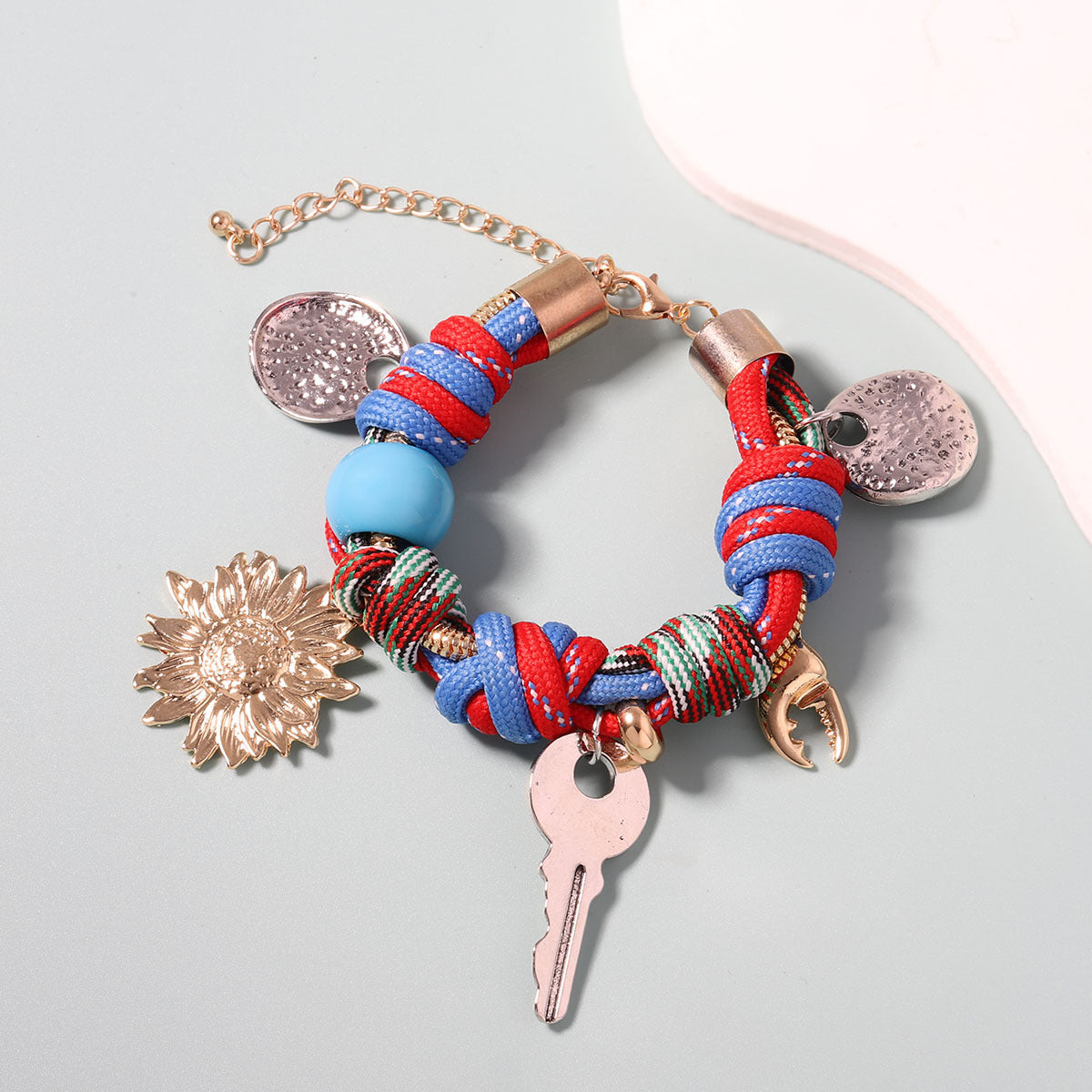 Pulsera impresionante para uso diario