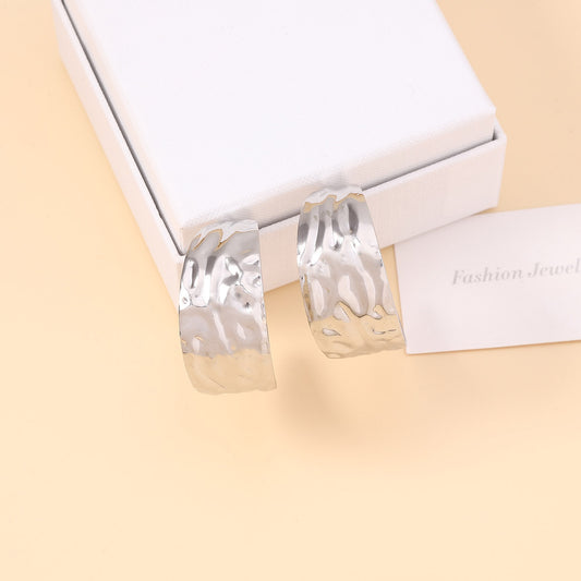 Pendiente clásico con encanto atemporal