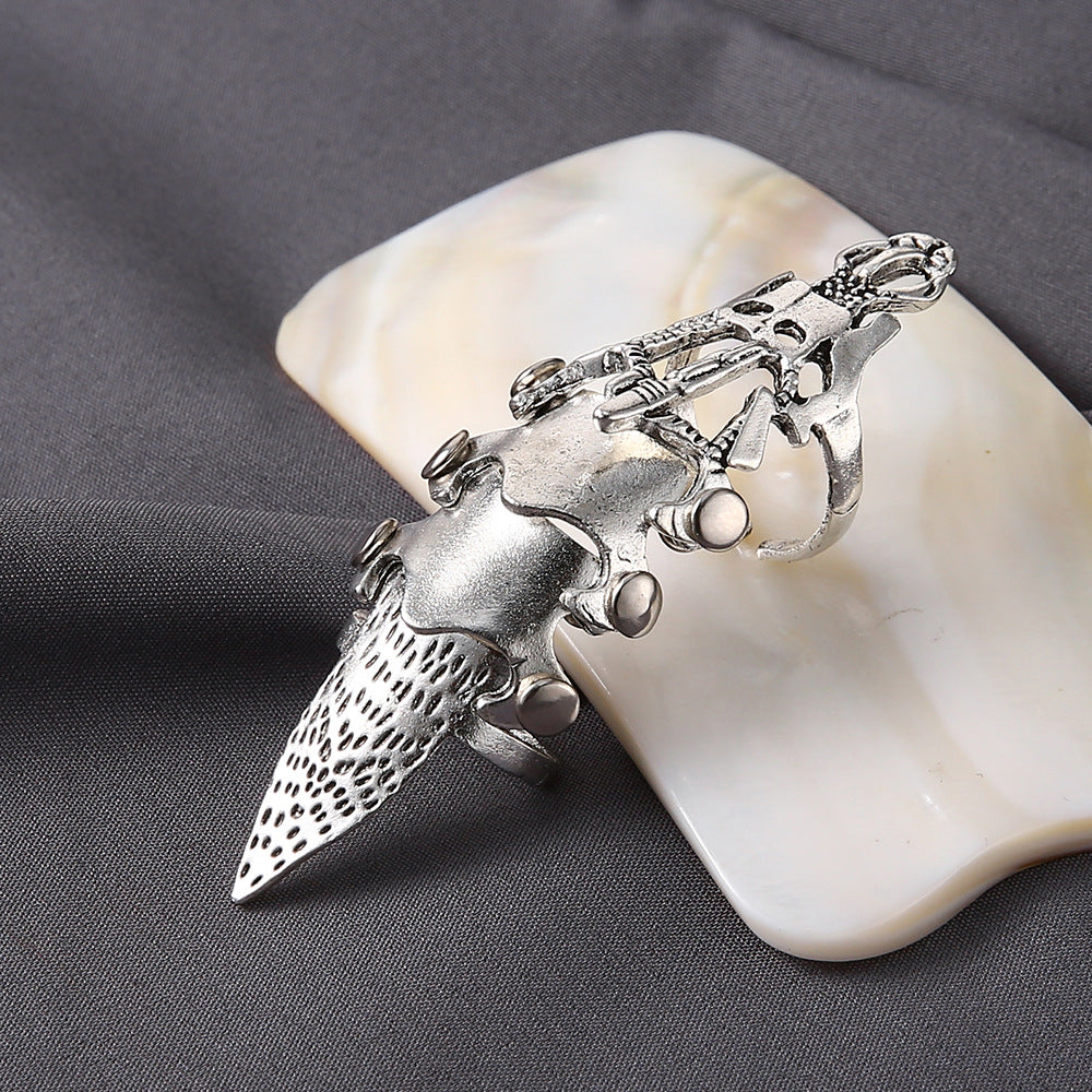 Anillo artesanal delicado