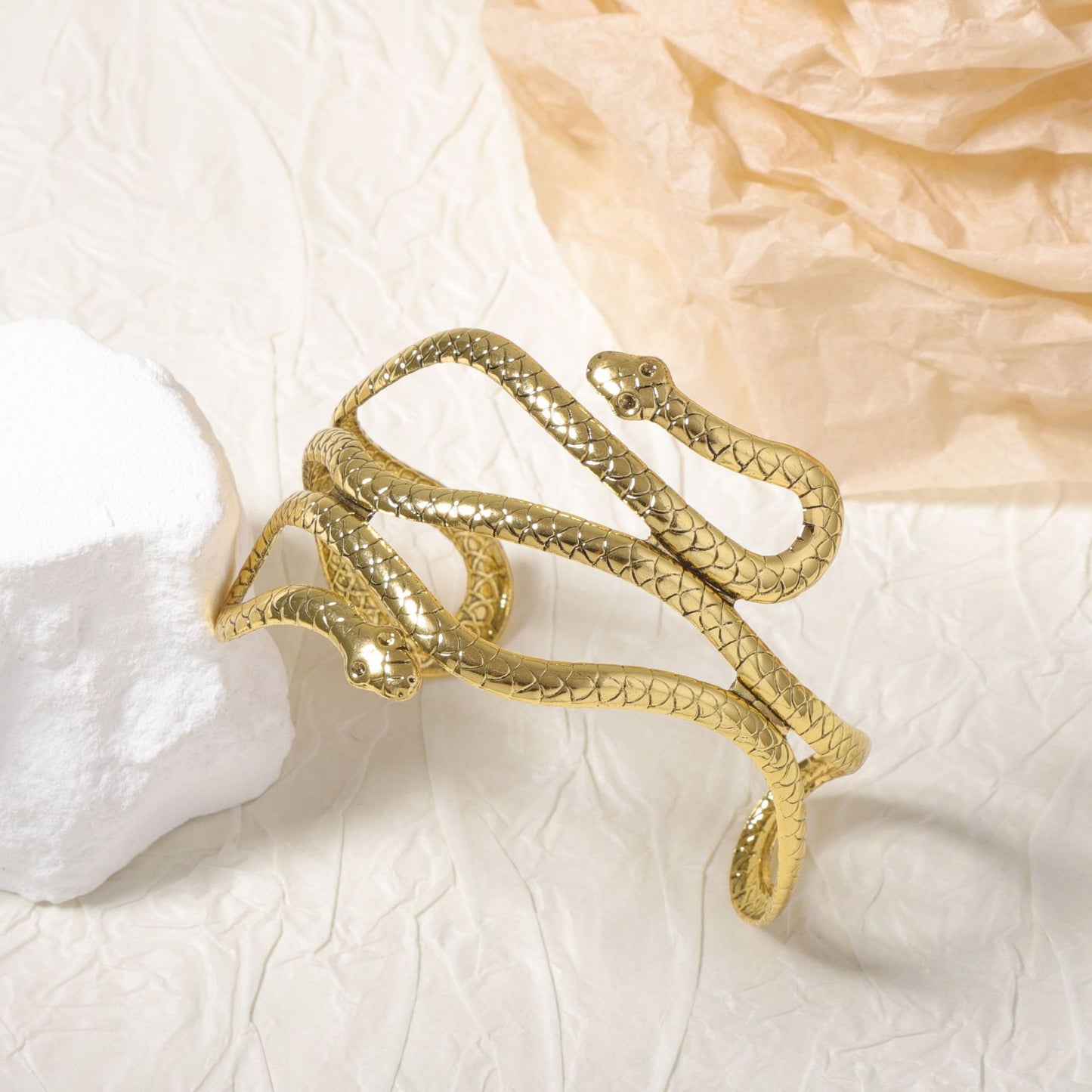 Pulsera artesanal delicado