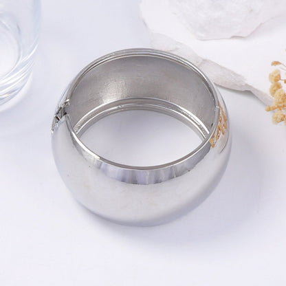 Pulsera hermoso con estilo único