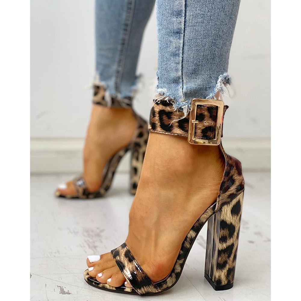 Sandalias Ortopédicos Elegantes para Cada Paso