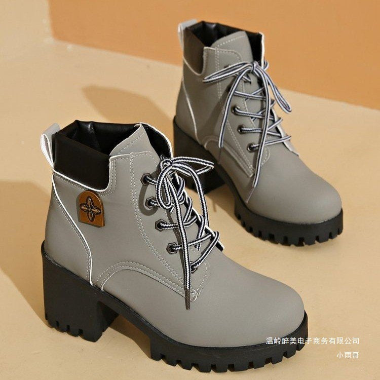 Botas Ortopédicos de Inspiración Vintage