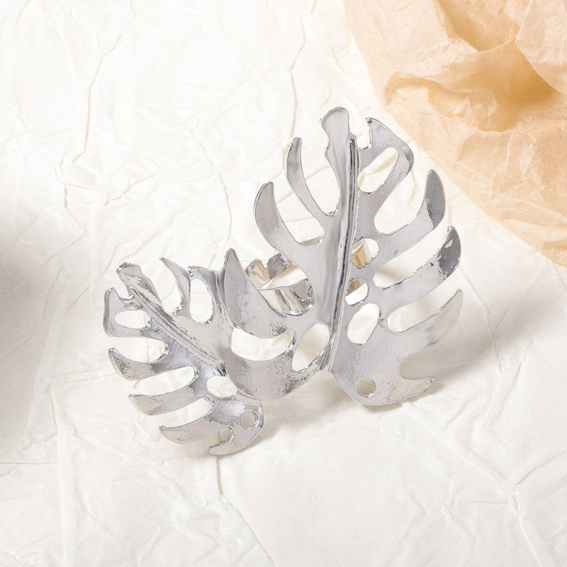 Anillo clásico con encanto atemporal