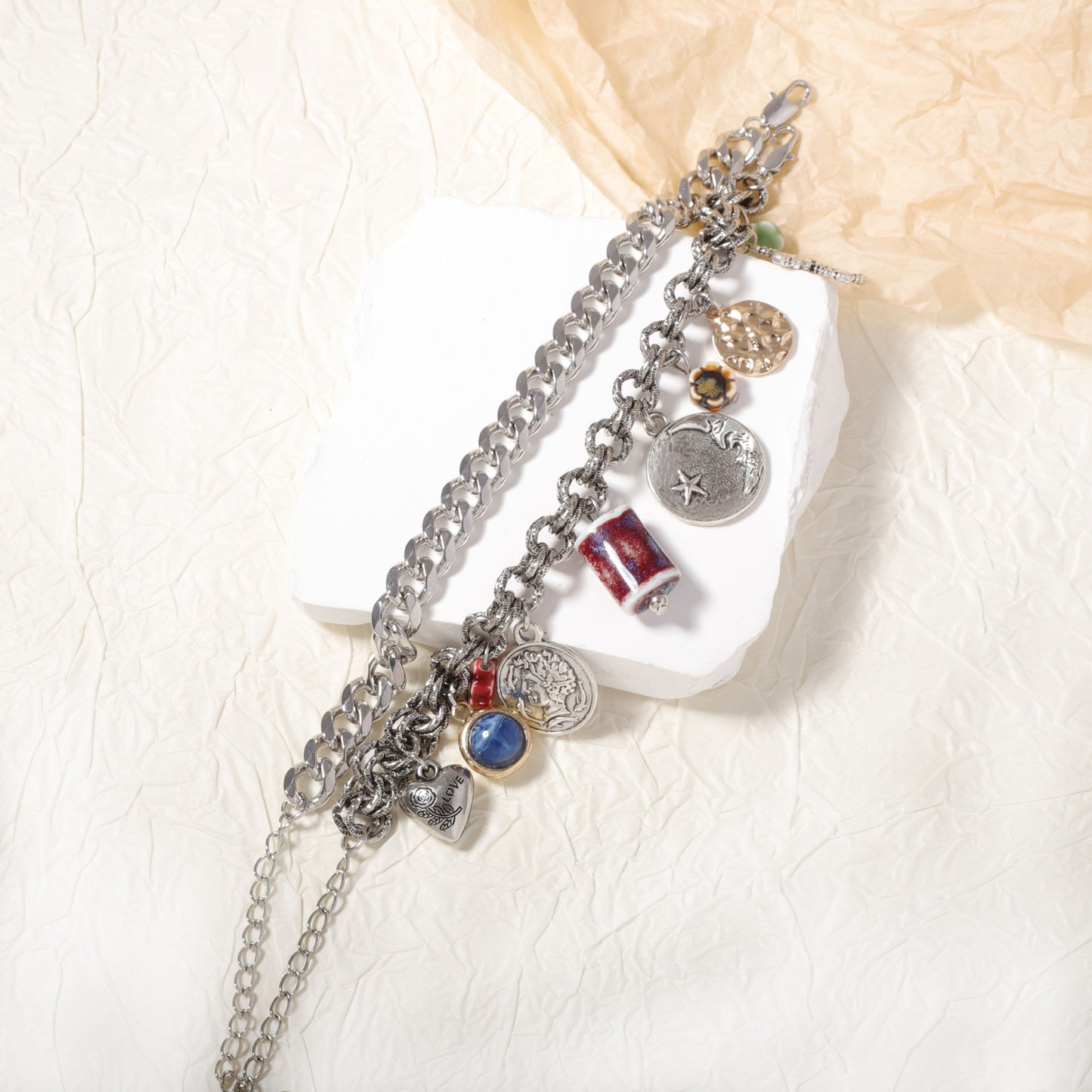 Pulsera artesanal delicado