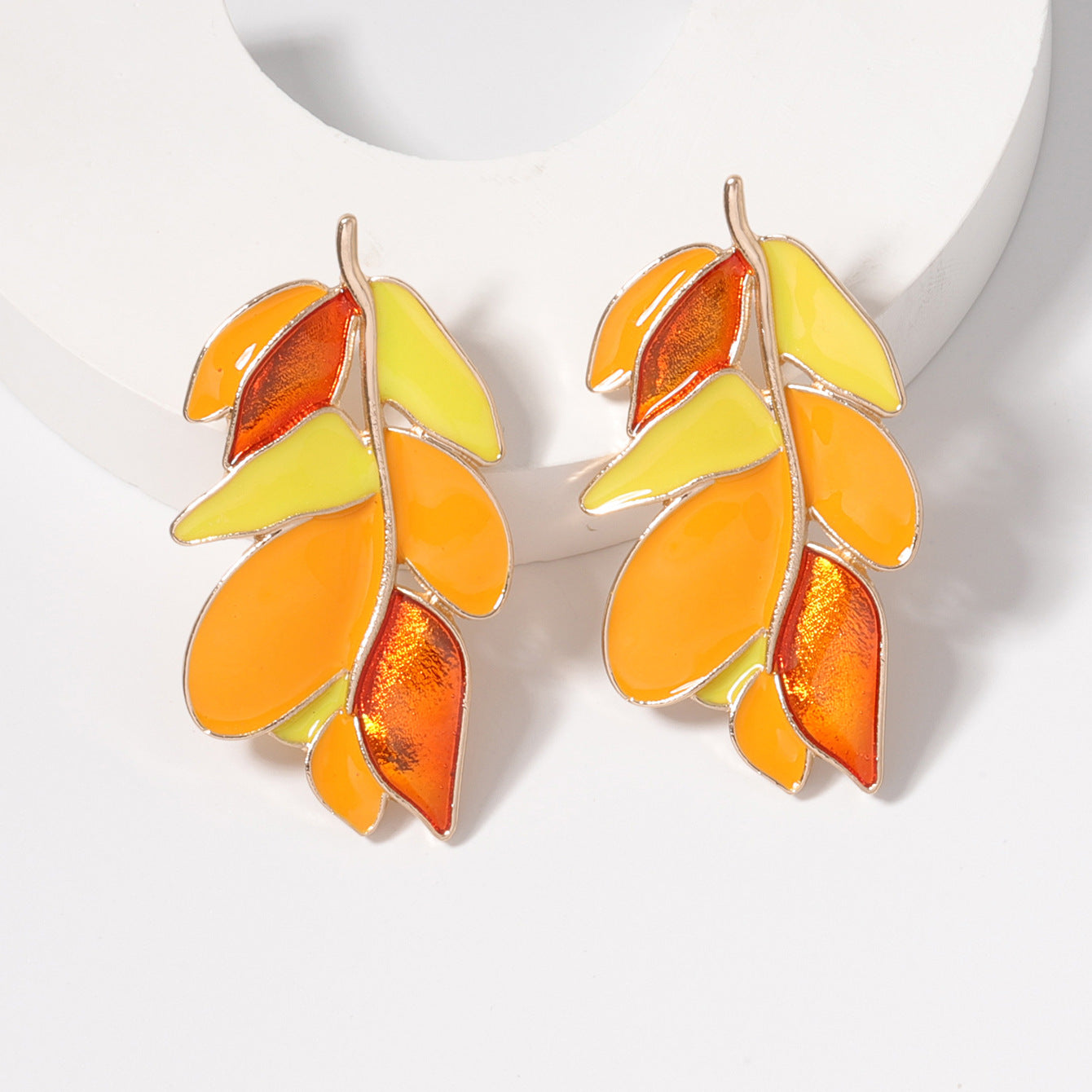 Pendiente artesanal delicado