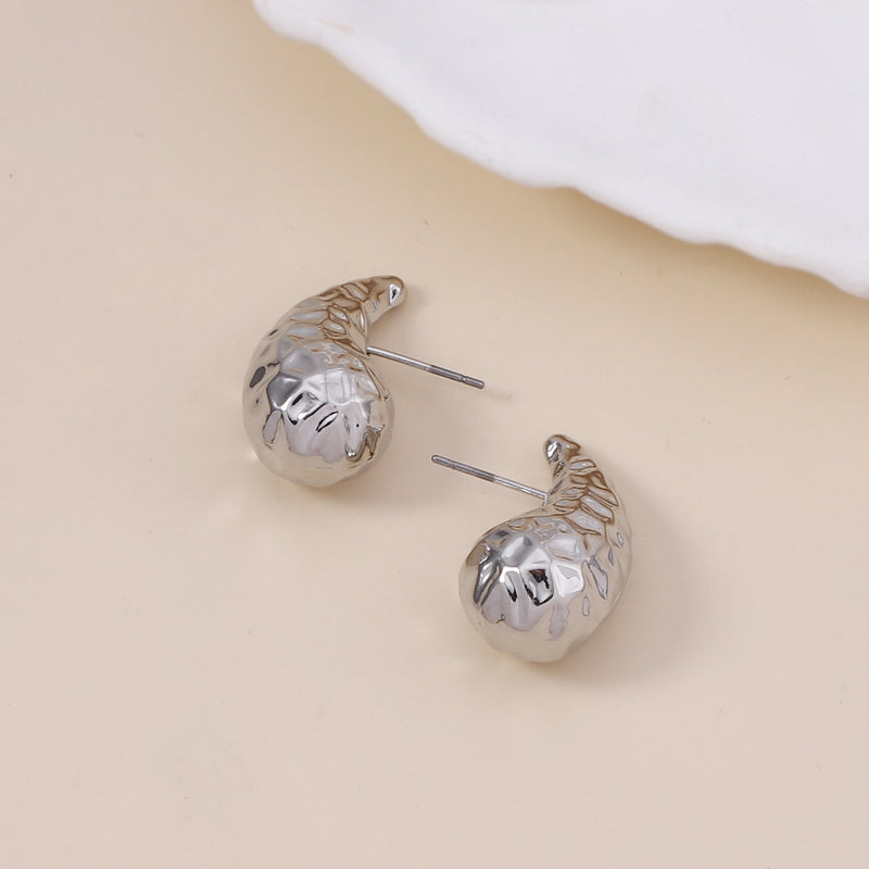 Pendiente clásico con encanto atemporal