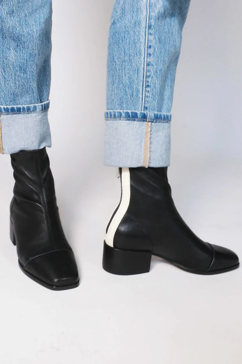 Botas Ortopédicos de Inspiración Vintage