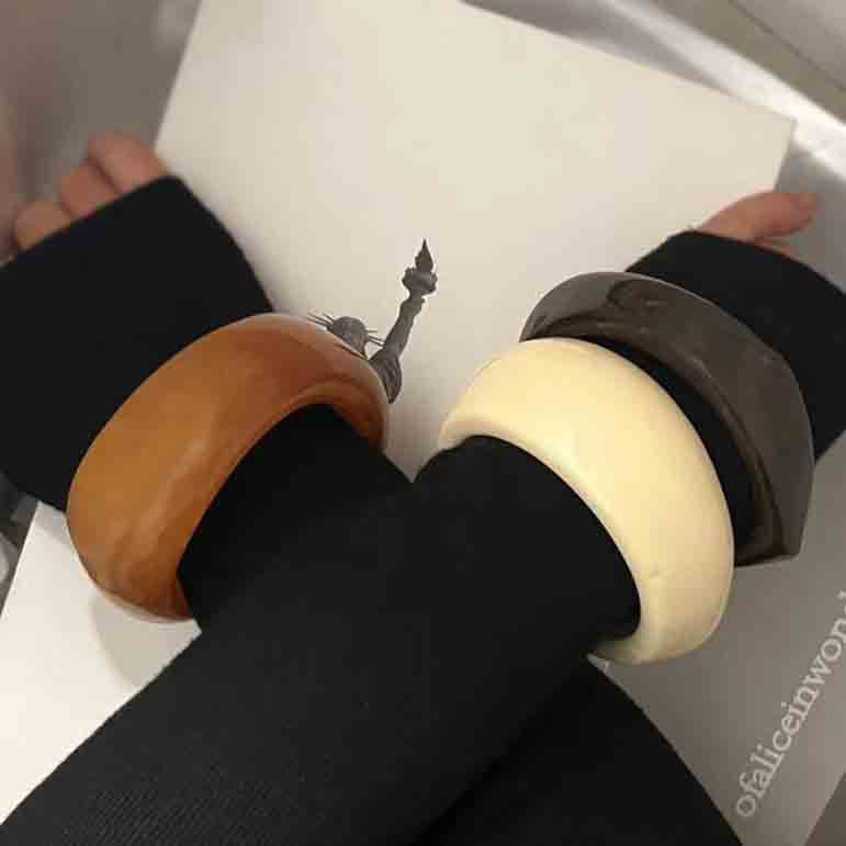 Pulsera impresionante para uso diario