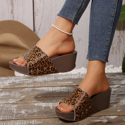 Sandalias Ortopédicos Clásicos con Estilo Atemporal