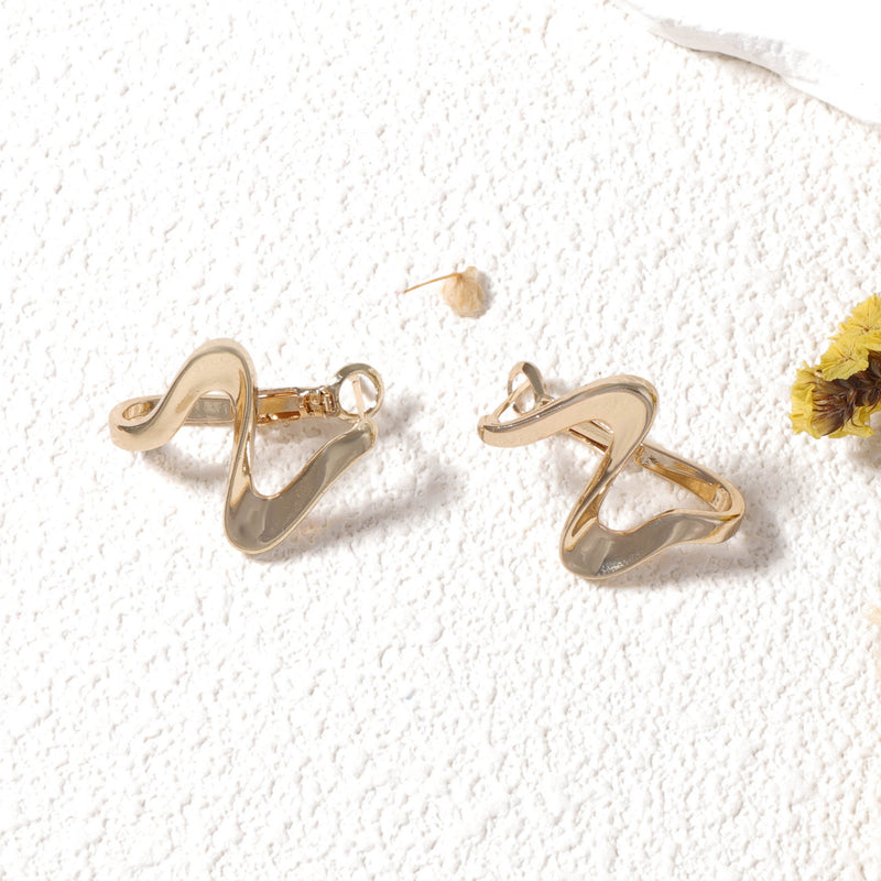 Oro Pendiente impresionante para uso diario