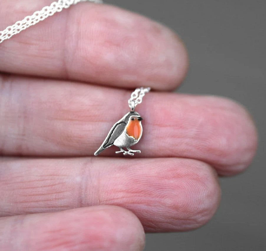 Collar clásico con encanto atemporal