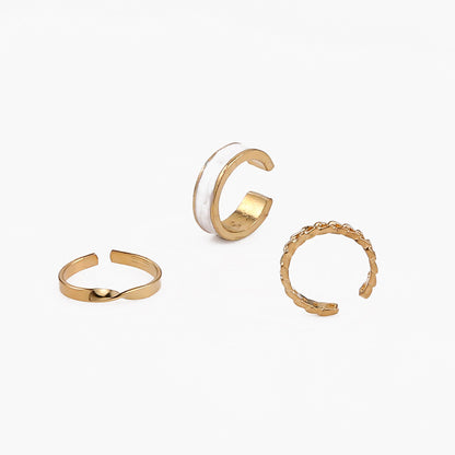 Anillo clásico con encanto atemporal