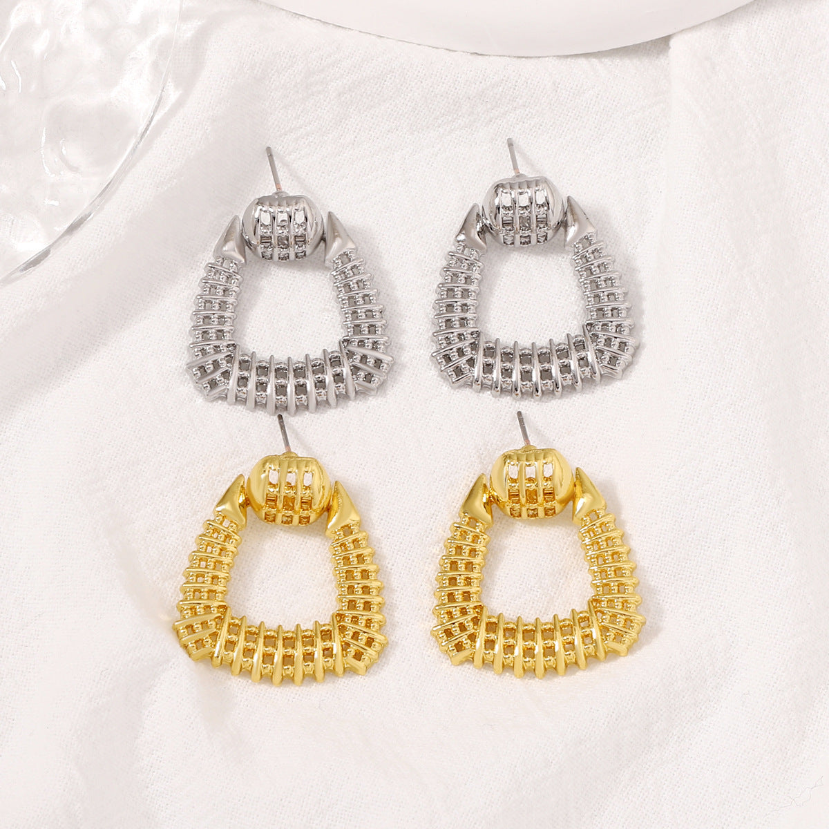 Pendiente hermoso con estilo único