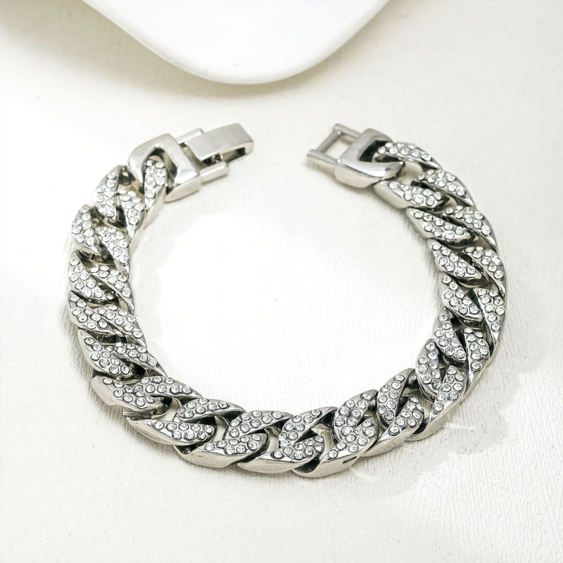 Pulsera clásico con encanto atemporal