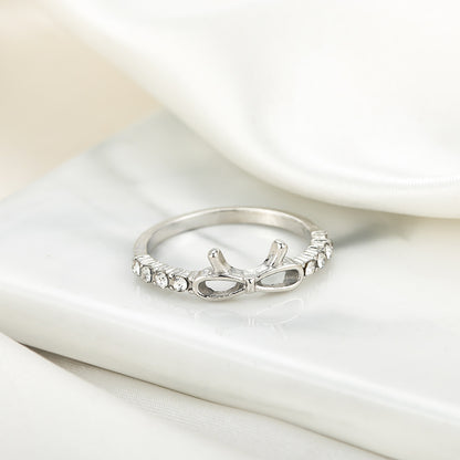 Anillo clásico con encanto atemporal