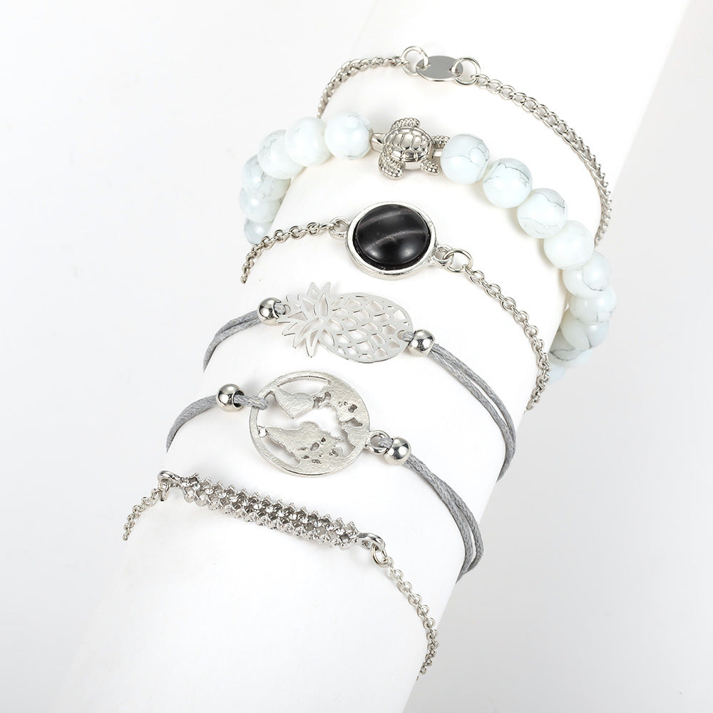 Pulsera clásico con encanto atemporal