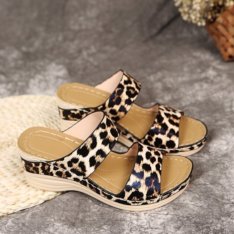 Sandalias Ortopédicos Clásicos con Estilo Atemporal