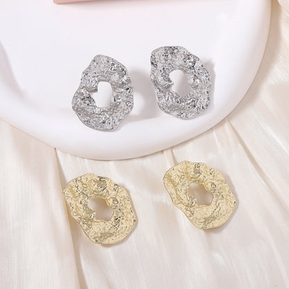 Pendiente clásico con encanto atemporal