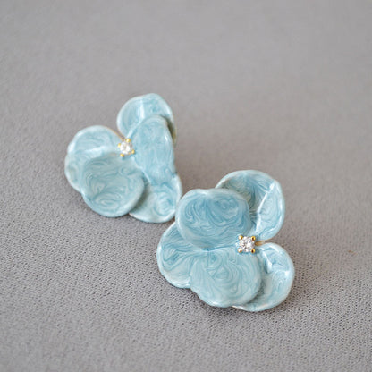 Pendiente clásico con encanto atemporal