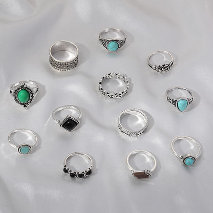 Anillo clásico con encanto atemporal