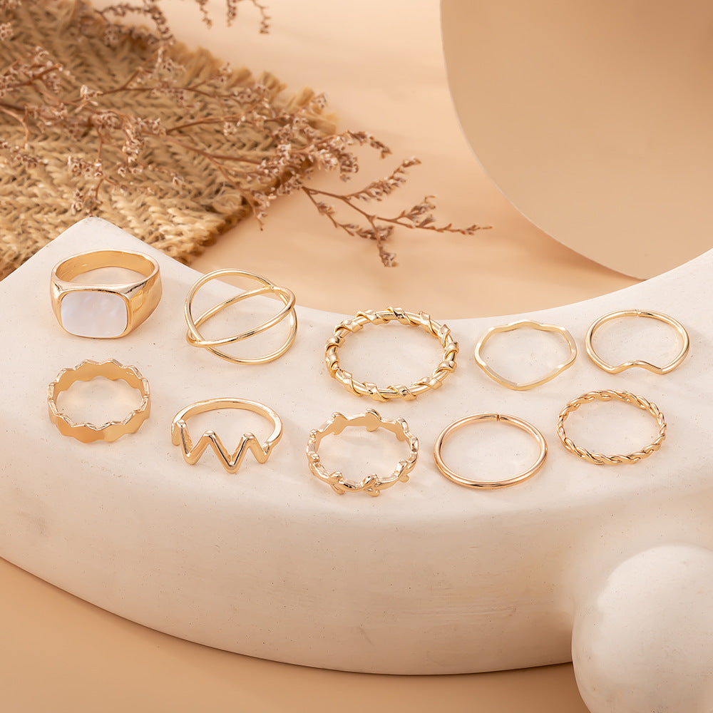 Oro Anillo clásico con encanto atemporal