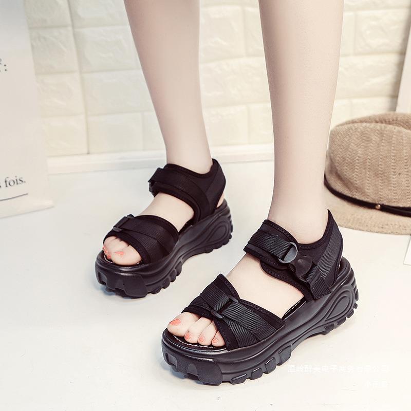Sandalias Ortopédicos Clásicos con Estilo Atemporal