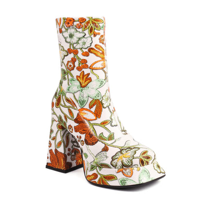 Botas Ortopédicos Elegantes para Cada Paso