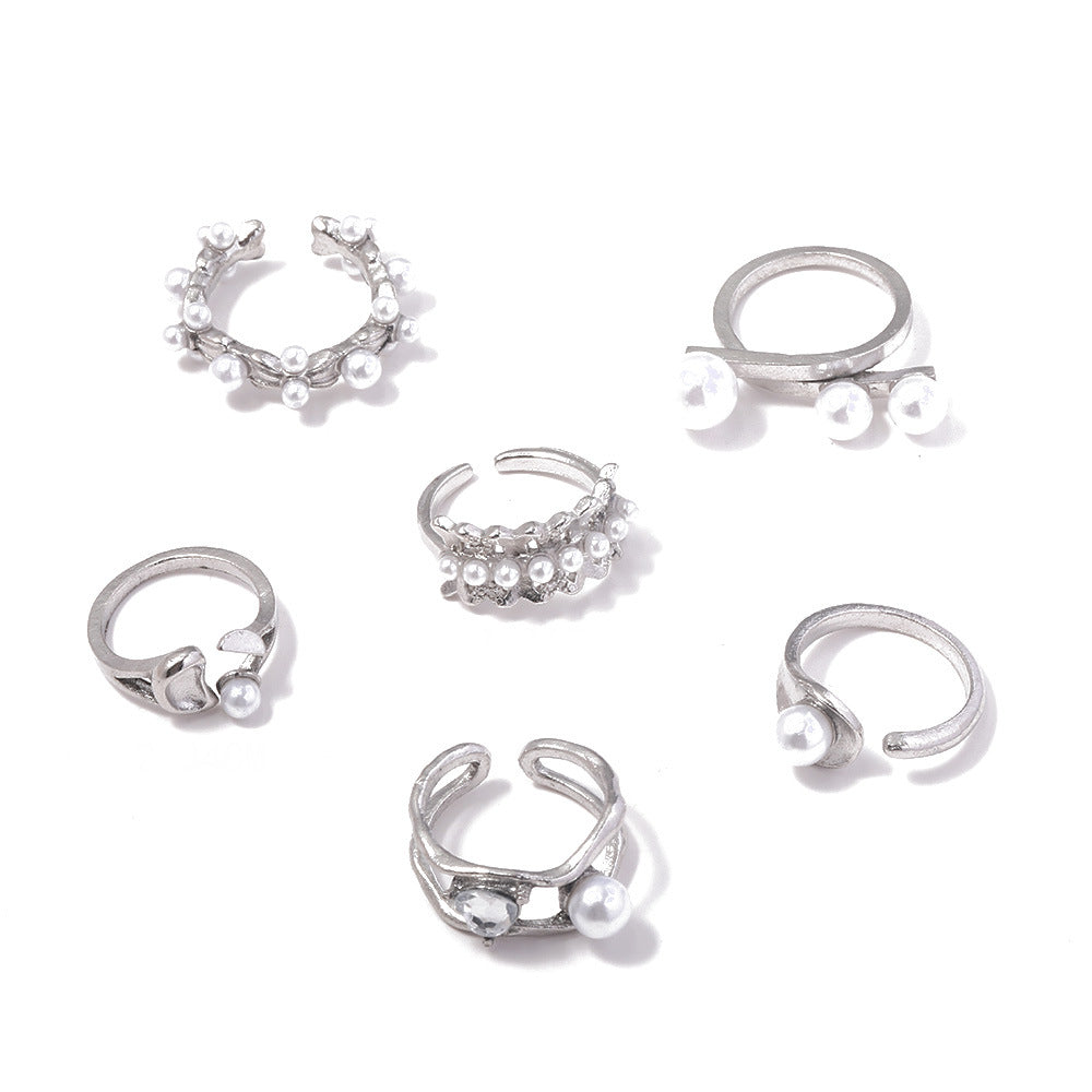 Perla Anillo clásico con encanto atemporal