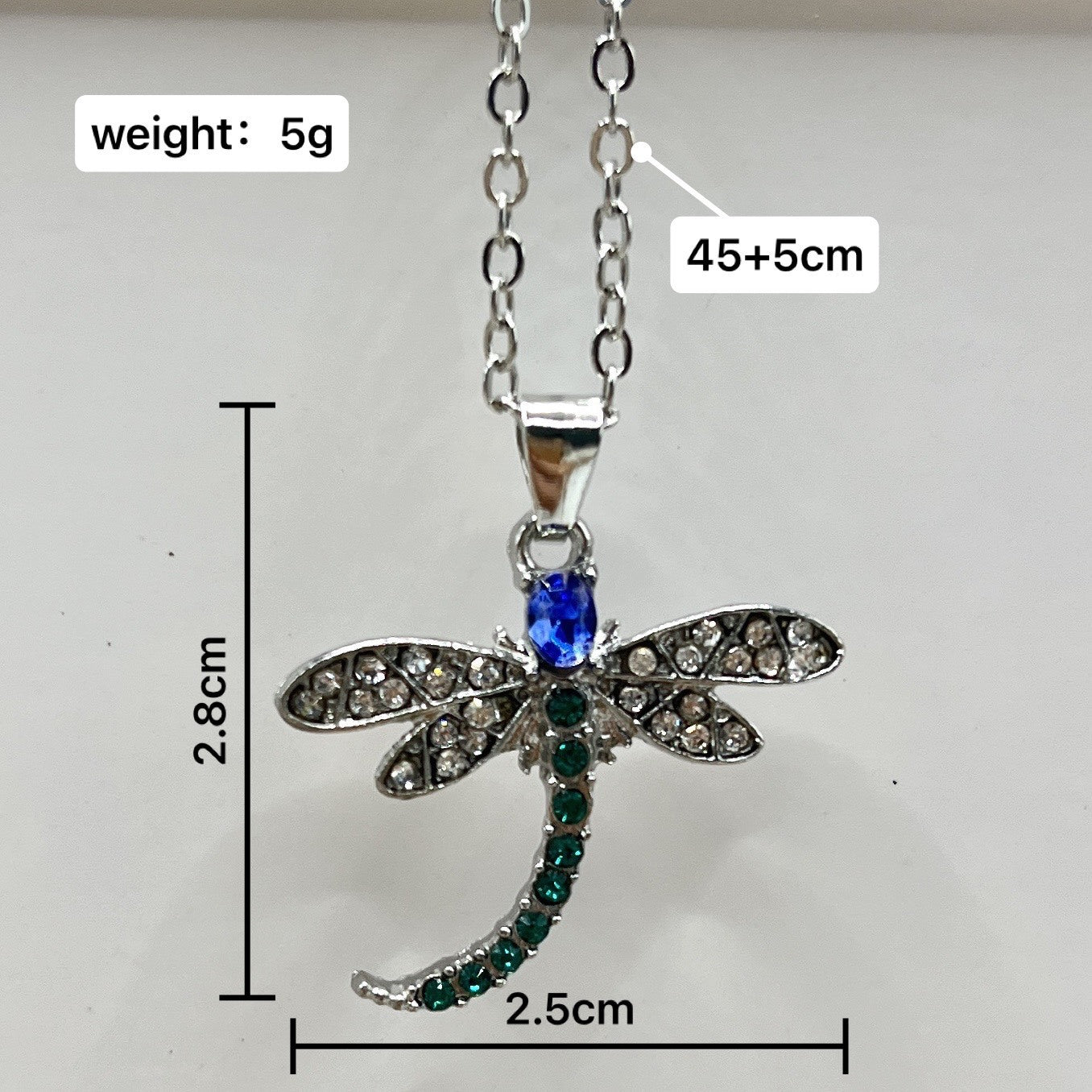 Collar artesanal delicado