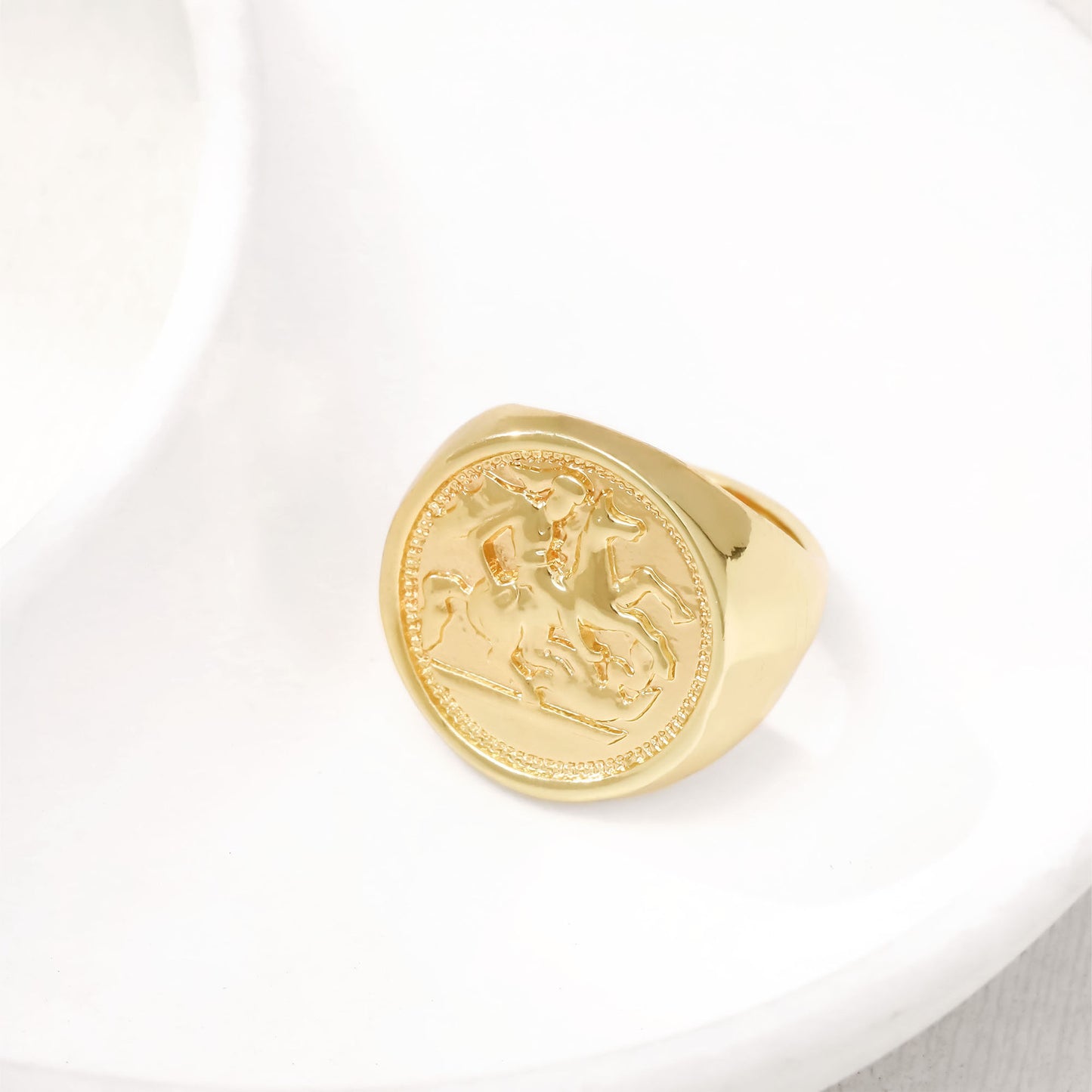 Oro Anillo romántico para momentos especiales