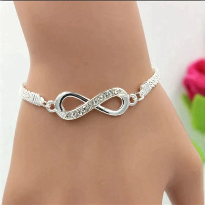 Plata Pulsera encantador para cualquier ocasión