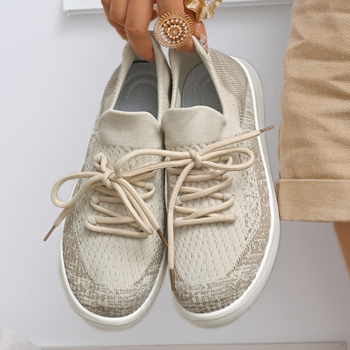 Zapatillas Ortopédicos Elegantes con Look Moderno