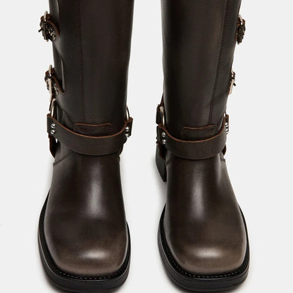 Botas ortopédicas elegantes para un look moderno