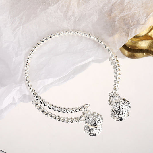 Pulsera hermoso con estilo único