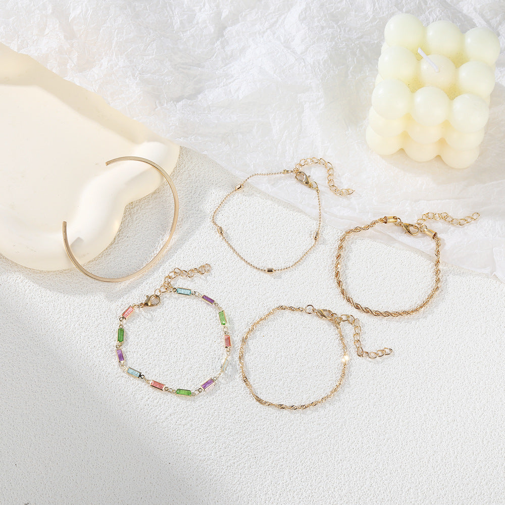 Pulsera clásico con encanto atemporal