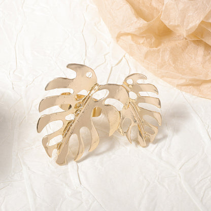 Anillo clásico con encanto atemporal