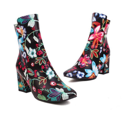 Botas Ortopédicos de Inspiración Vintage