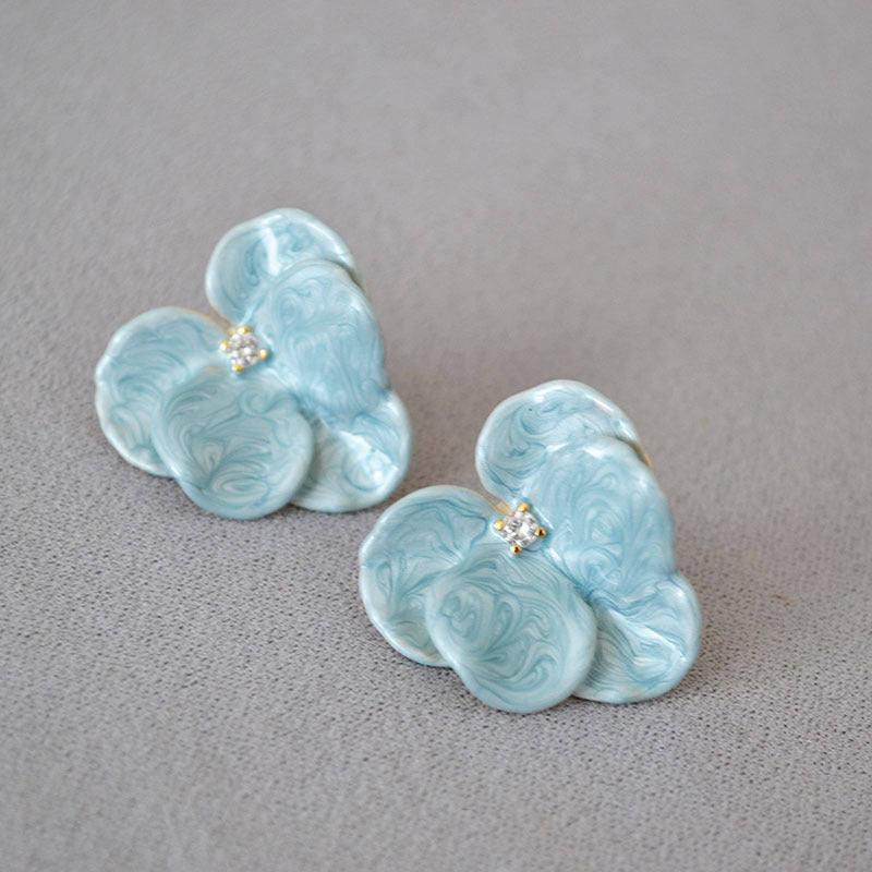 Pendiente clásico con encanto atemporal