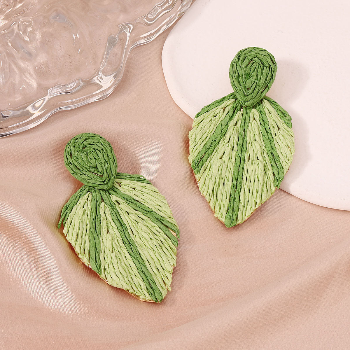 Pendiente artesanal delicado