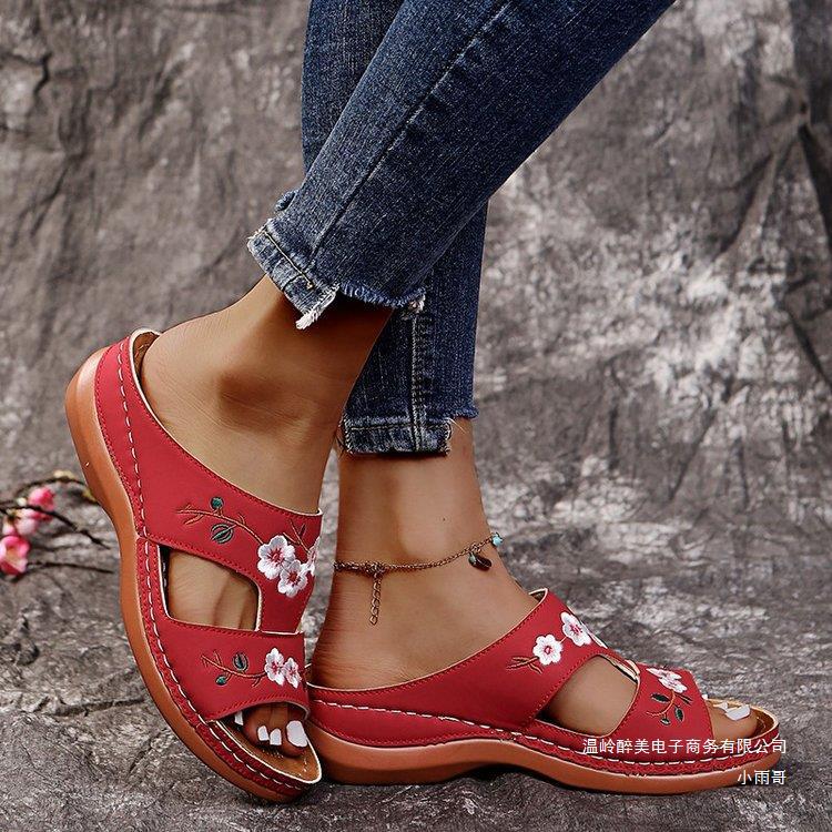 Sandalias Ortopédicos Clásicos con Estilo Atemporal