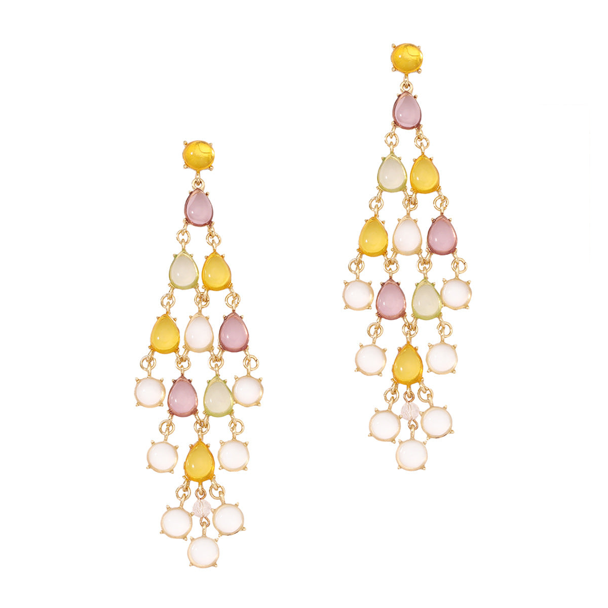 Pendiente clásico con encanto atemporal