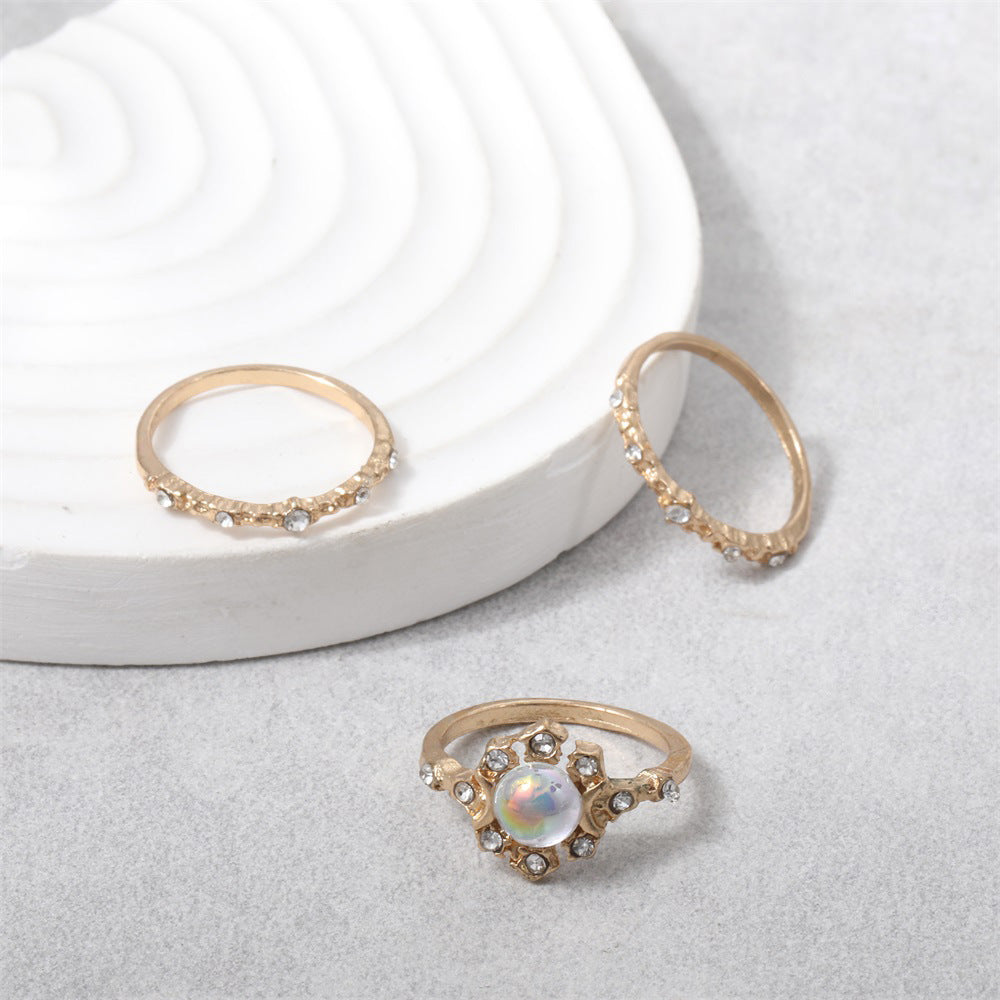 Oro Anillo clásico con encanto atemporal