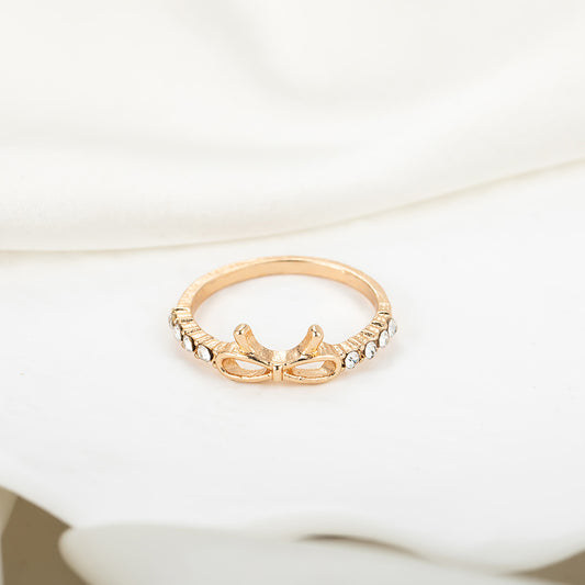 Anillo clásico con encanto atemporal