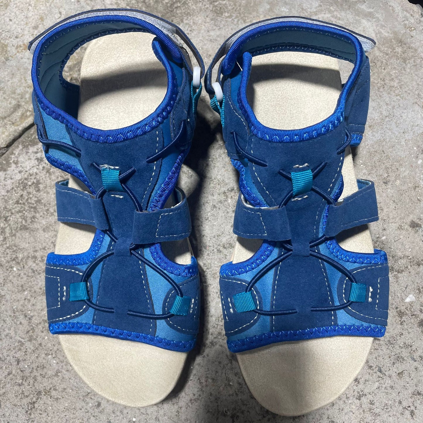Sandalias Ortopédicos Clásicos con Estilo Atemporal