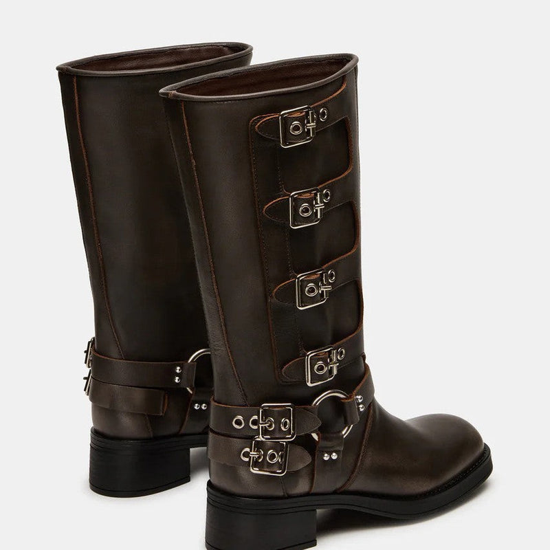 Botas ortopédicas elegantes para un look moderno