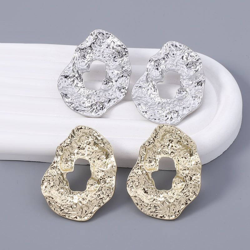 Pendiente clásico con encanto atemporal