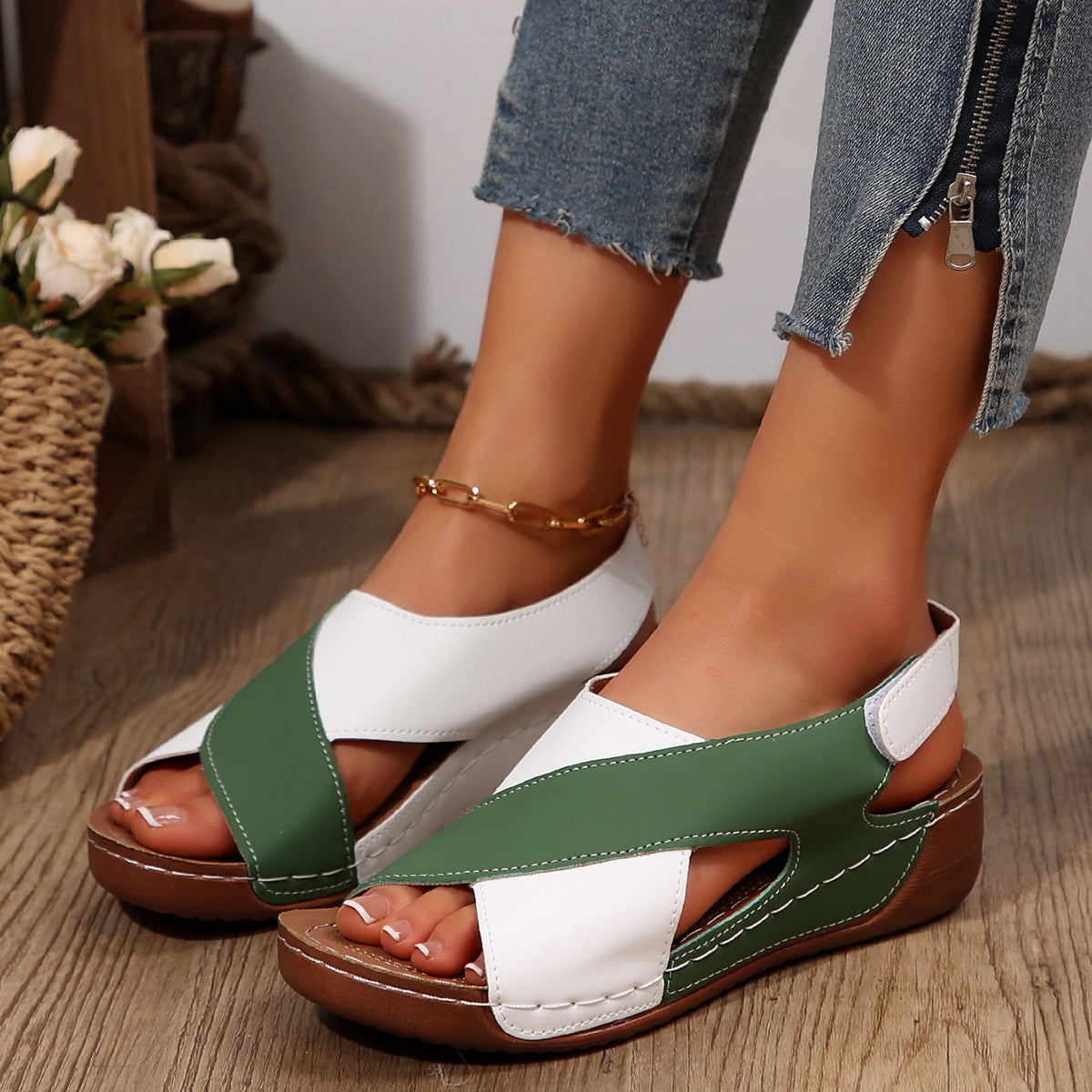 Sandalias Ortopédicos Clásicos con Estilo Atemporal